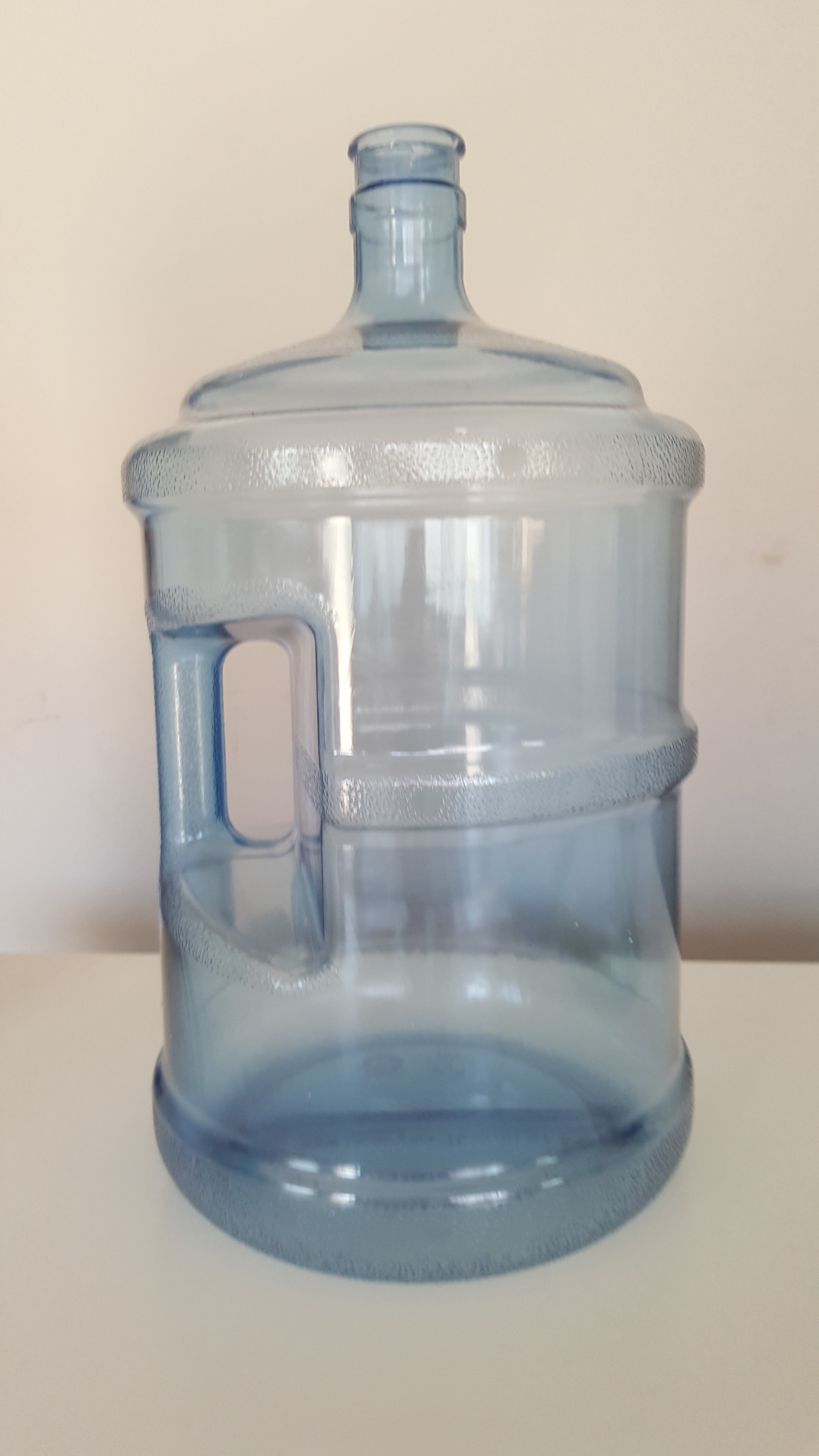 Desk Top Hot & Cold Water Dispenser Silver + 20L Poly-carbon Water Bottle